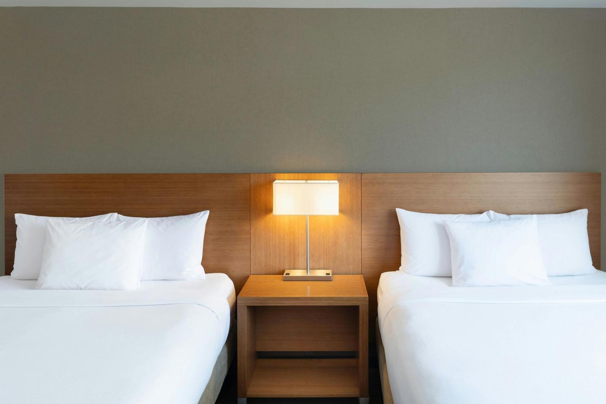 Courtyard By Marriott La Paz Baja California Sur Hotel Exterior photo